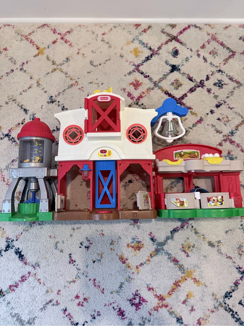 Fisher-Price Little People Farm Playset in Red, White & Blue